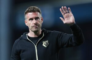 ไล่ร็อบเอ็ดเวิร์ดส์