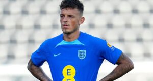 ไวท์ออกจากแคมป์