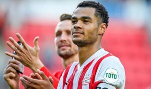 เขาถูกไล่ตาม