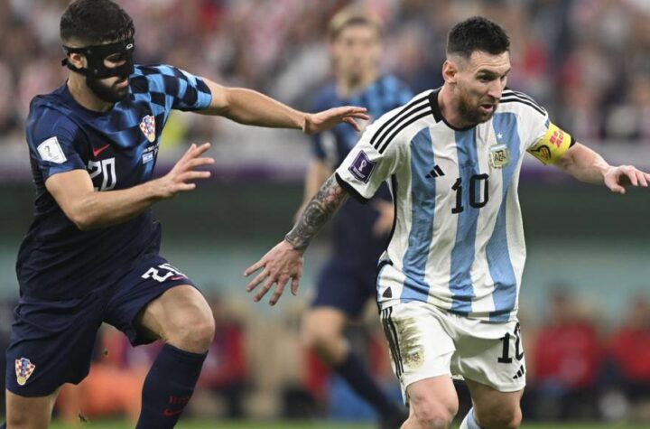 กุญแจสู่รอบรอง